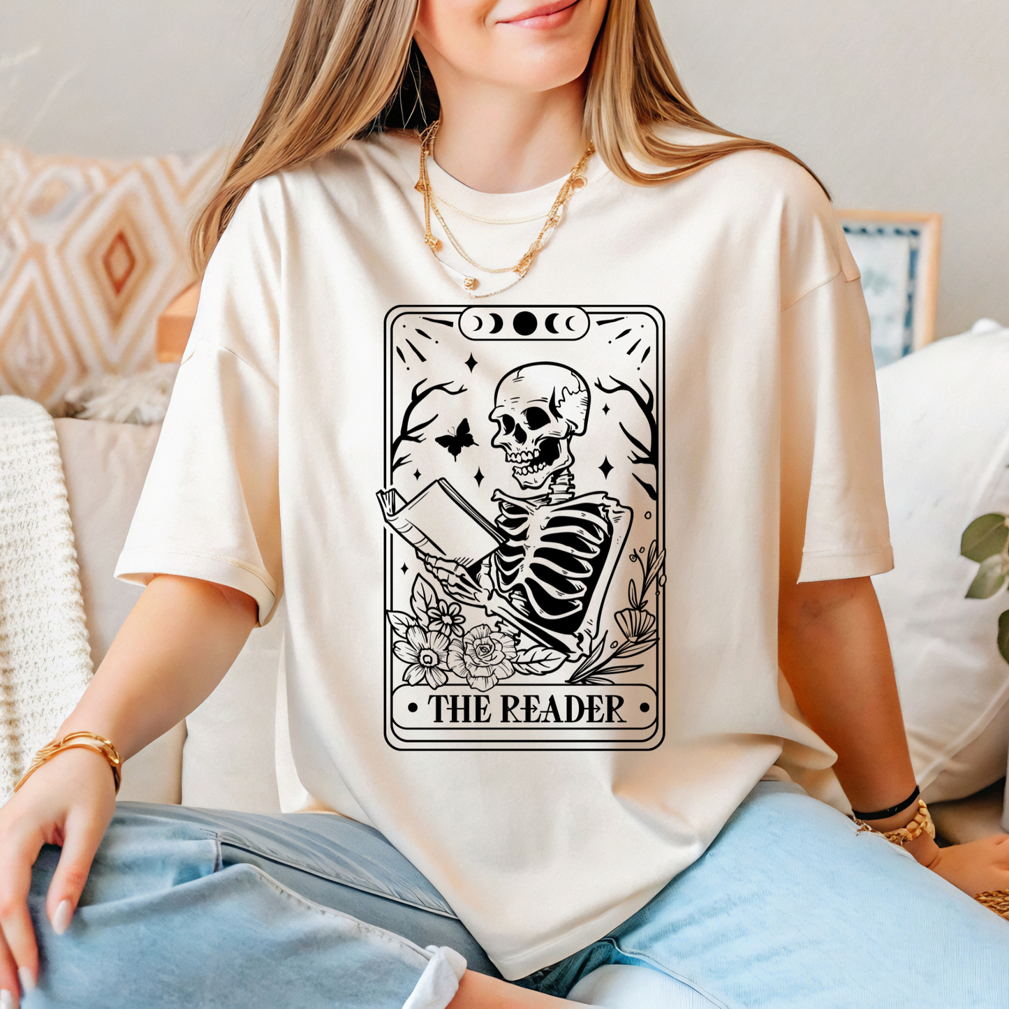 The reader skeleton Tee