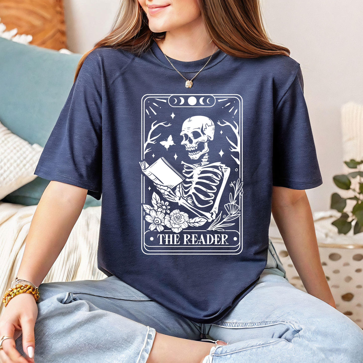 The reader skeleton Tee